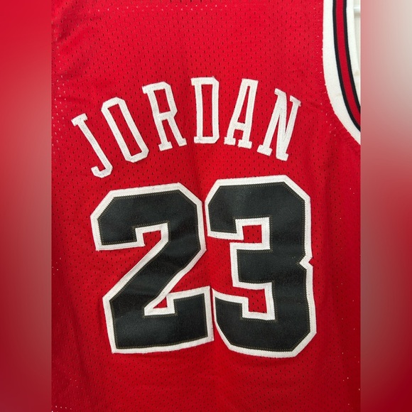 Vintage 90’s Chicago Bulls Nike Team Sports Michael Jordan Basketball Jersey S - Picture 9 of 10